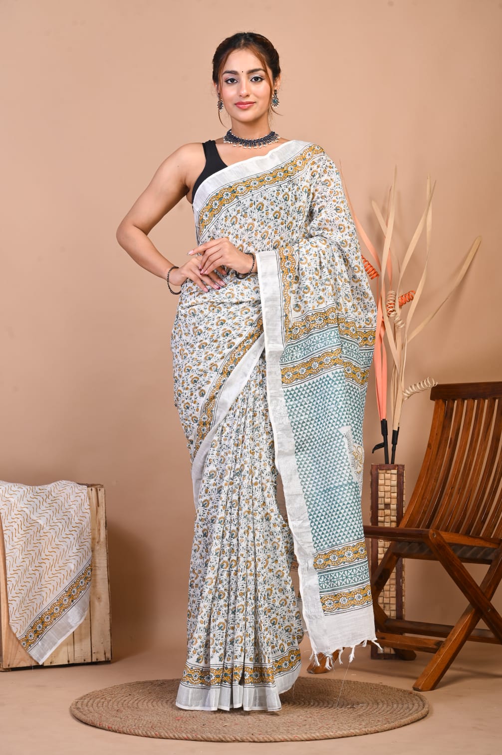 Shwetika Bloom Linen Saree
