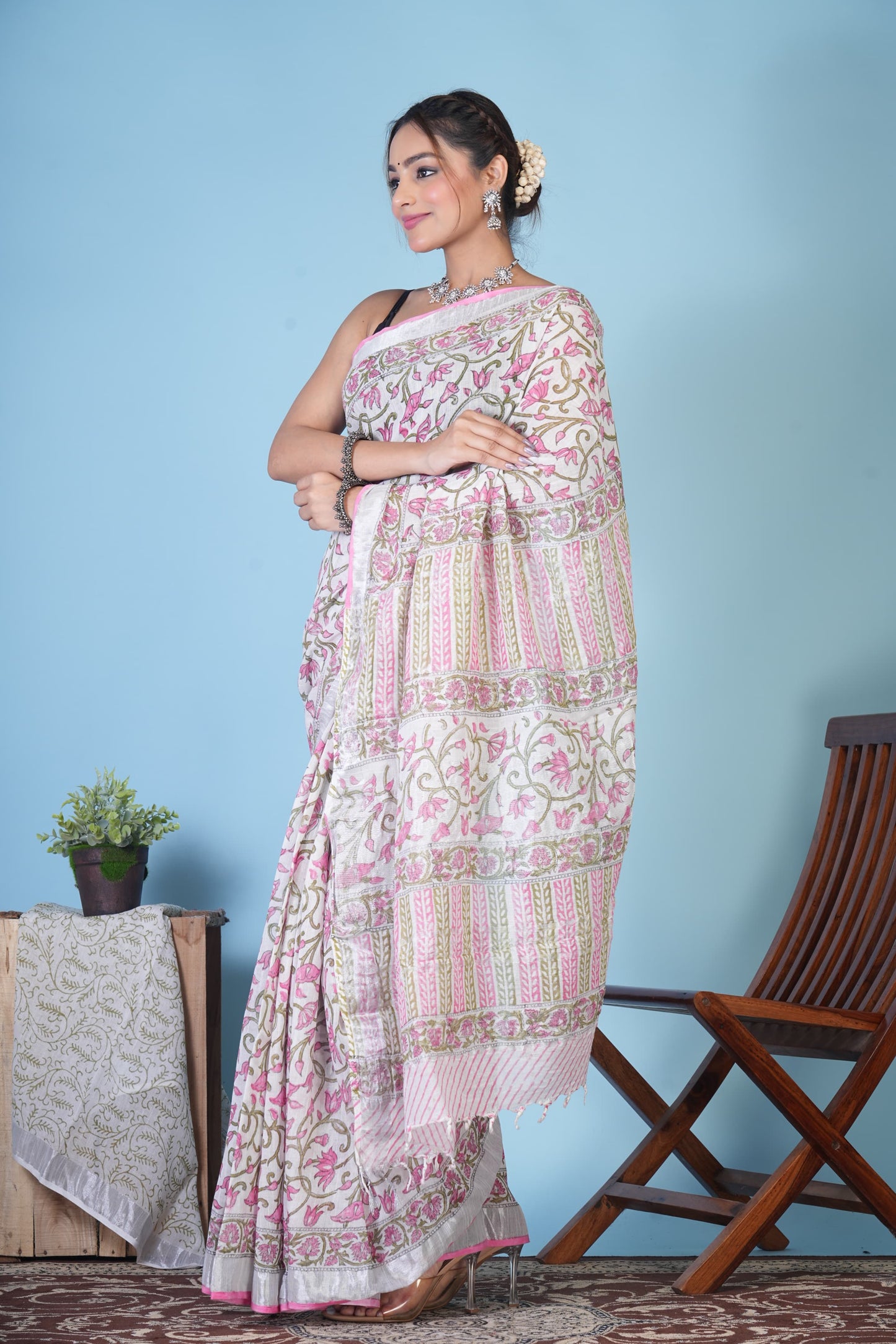 linen sarees with blouse31