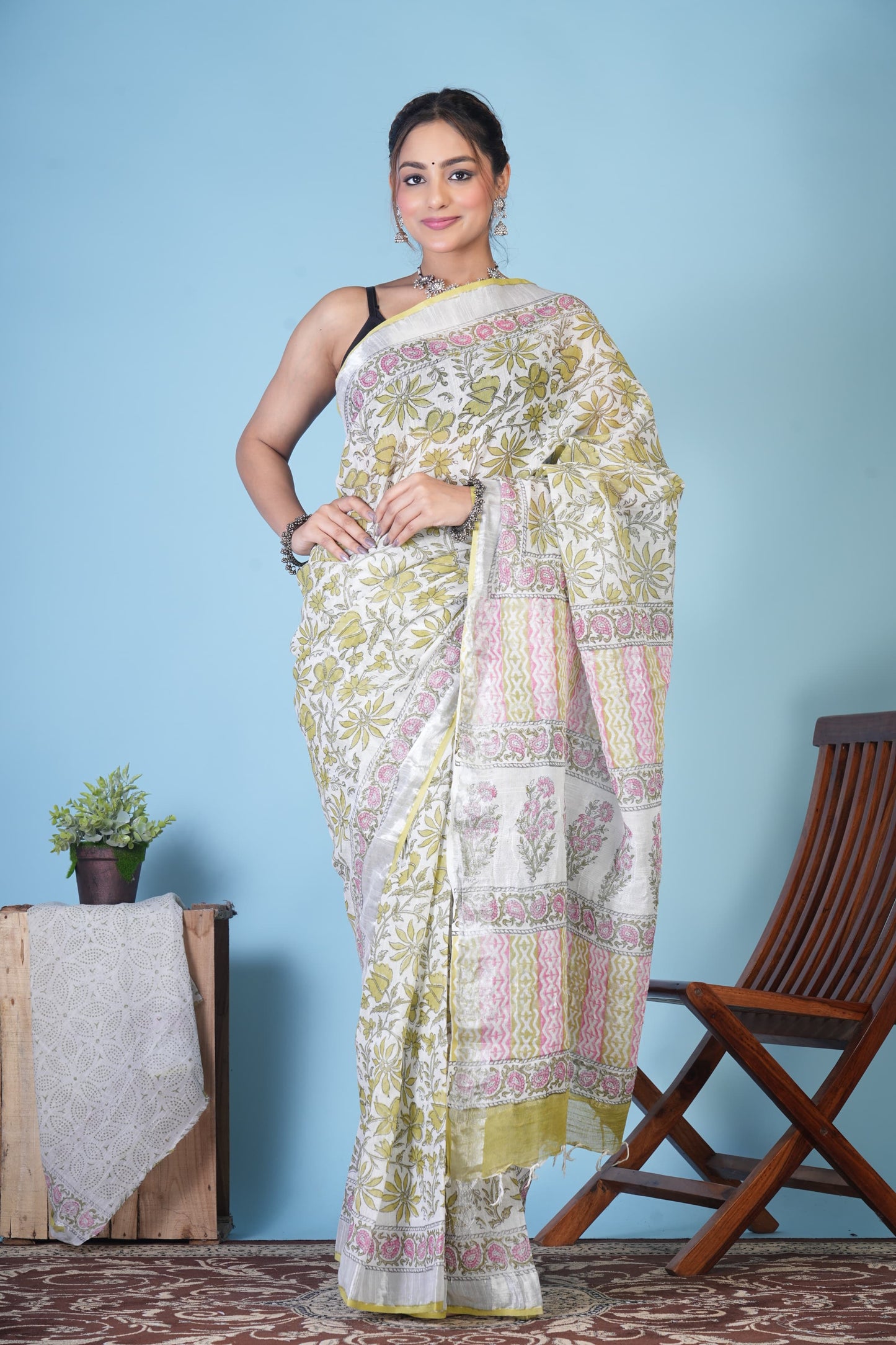 Prakriti Pastel Bloom Linen Saree