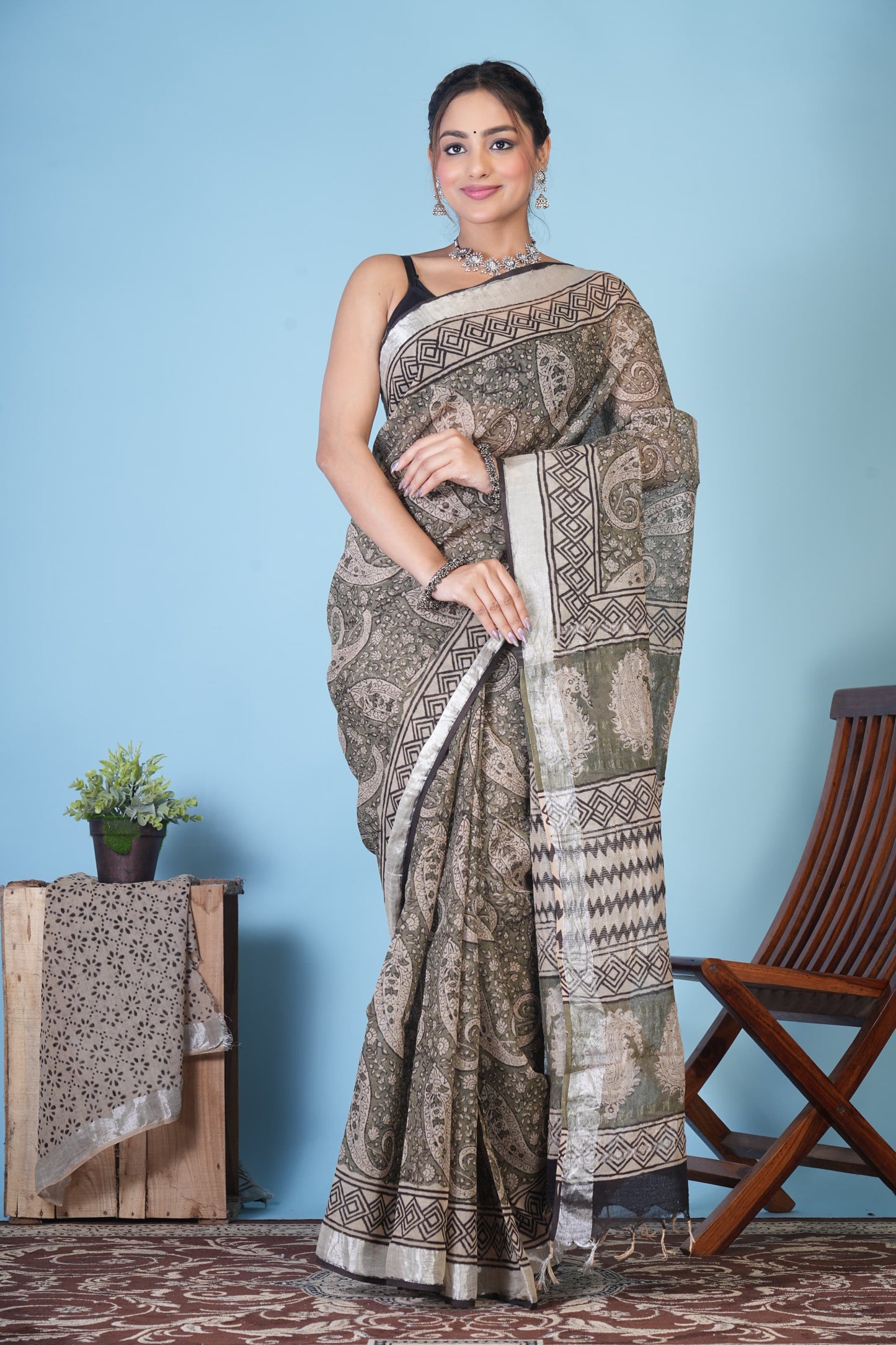 Mrittika Olive Viraasat Linen Saree