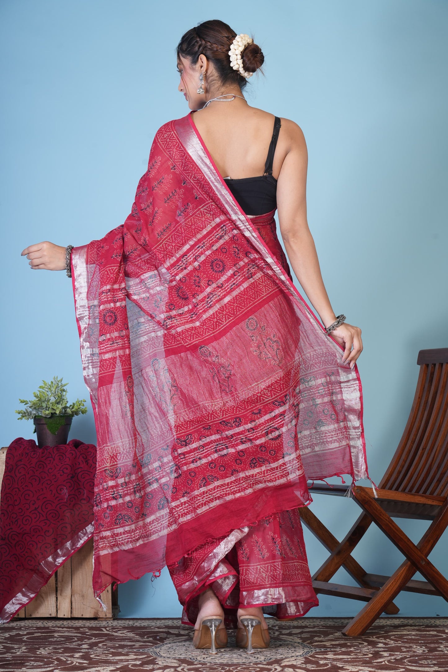 Ruhani Ruby Linen Saree