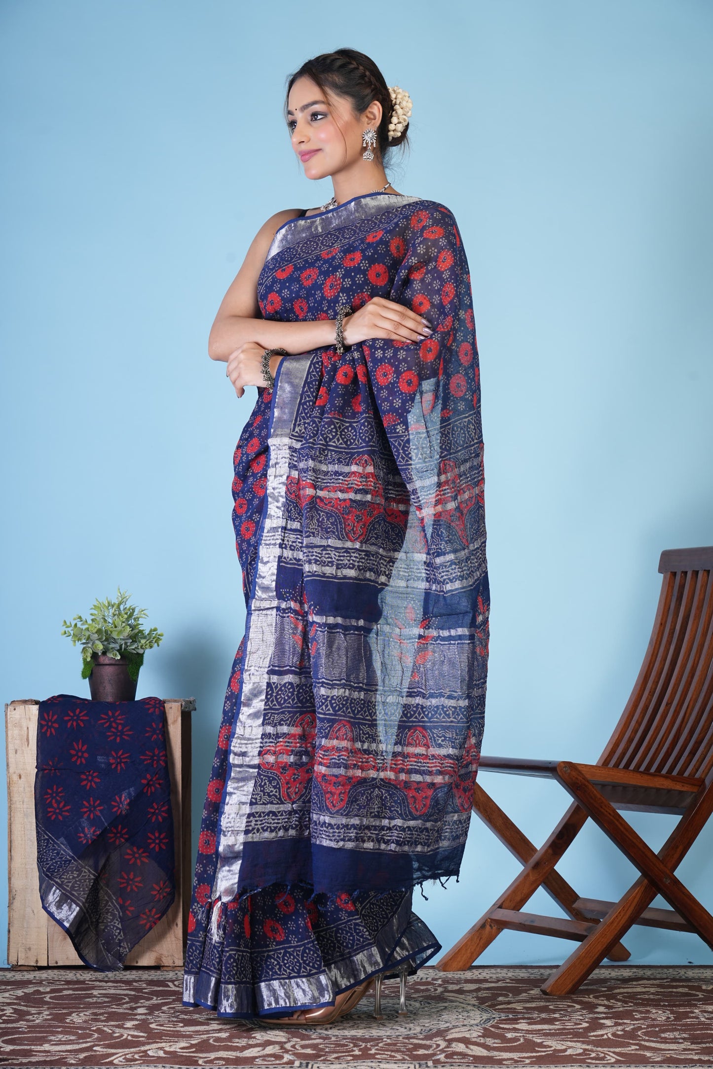 NeelRaat Gul Bloom Linen Saree