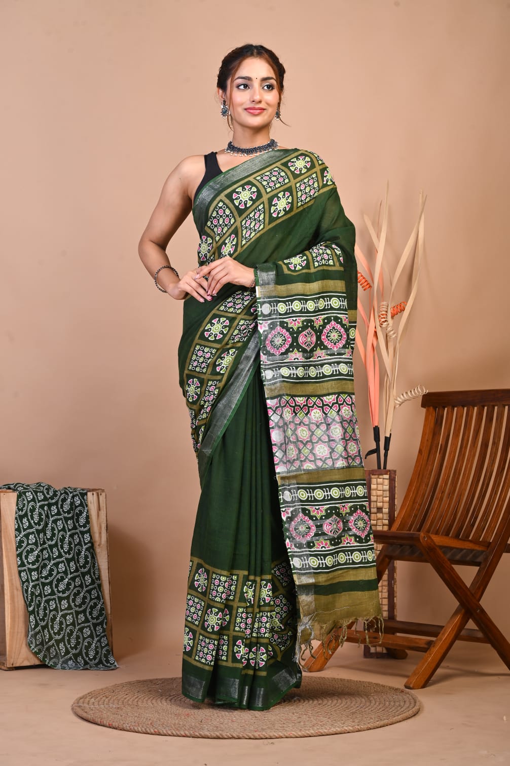 Vanika Forest Linen Saree