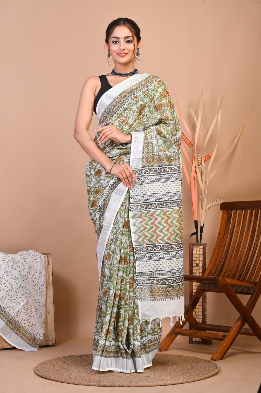 Vrinda Olive Bloom Linen Saree