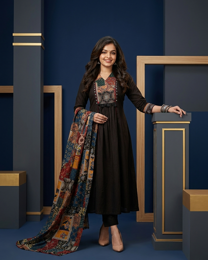 Heritage Patchwork Print Gathered Kurta Set with Statement Dupatta