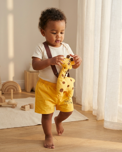 Sunny Safari: Toddler Boys' Yellow Cotton Shorts with 3D Giraffe Plush Bag