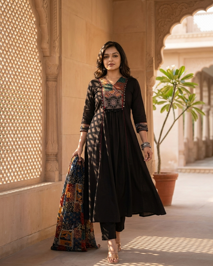 Heritage Patchwork Print Gathered Kurta Set with Statement Dupatta