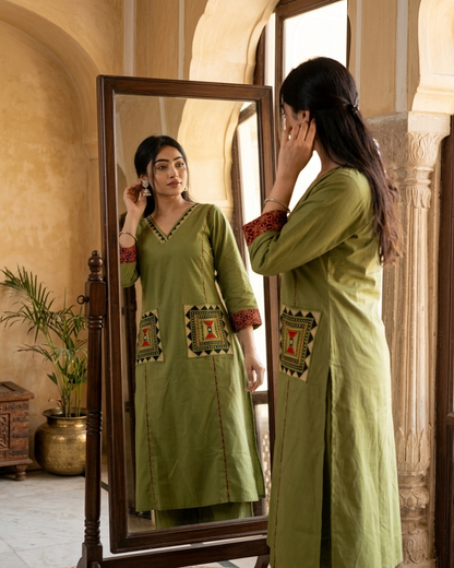 Green Geometric Embroidered Pocket Kurta Set