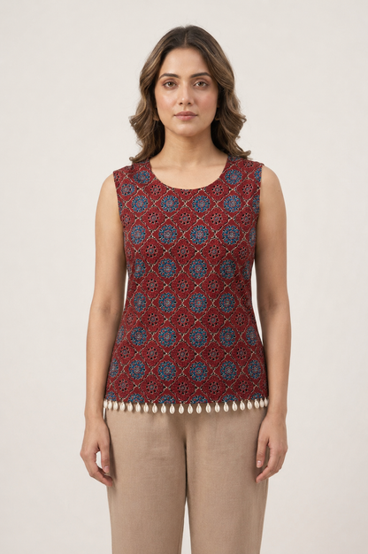 Ruby Heritage Sleeveless Top with Kodi Shell Hem
